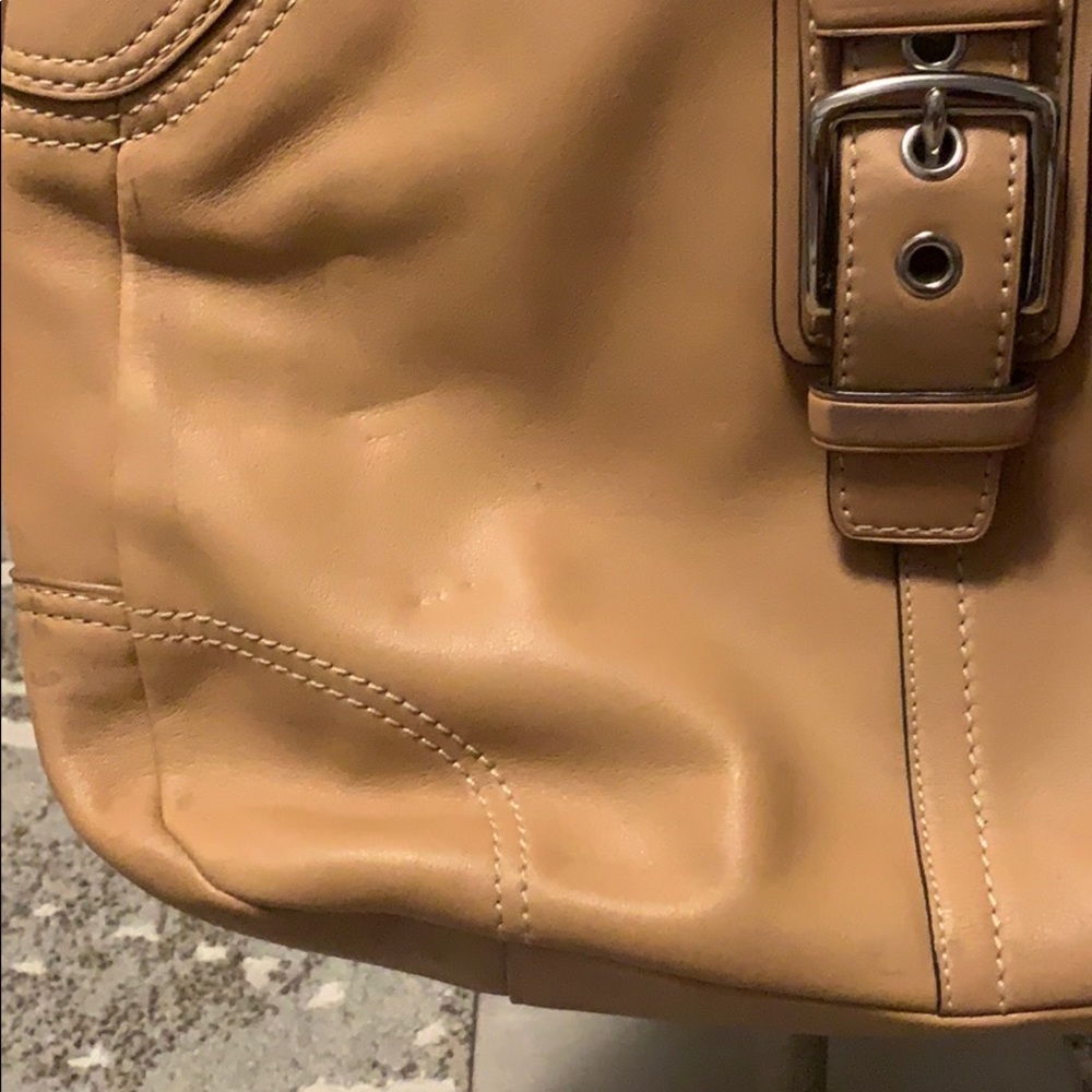 Coach leather shoulder bag - Picture 2 of 7